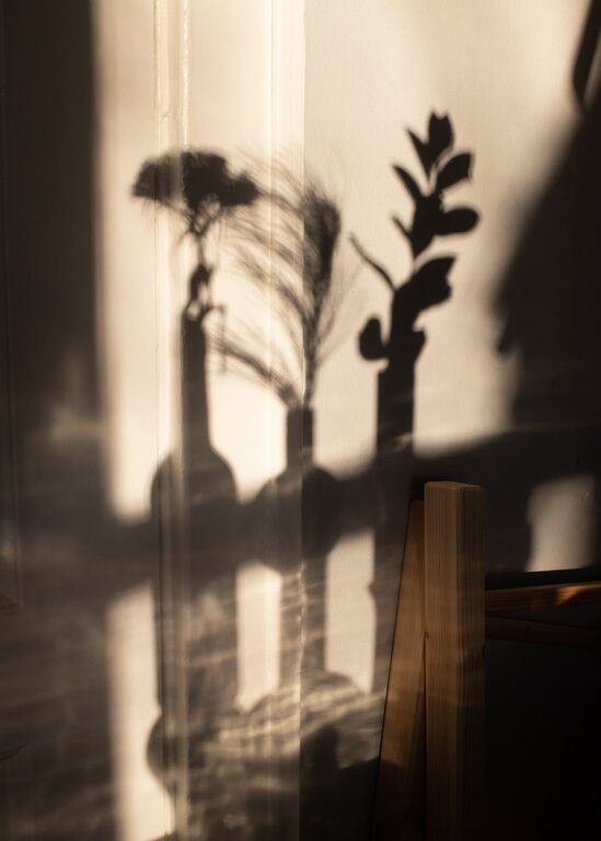 Quick Ideas to Brighten a Dark Room and Transform Your Space
